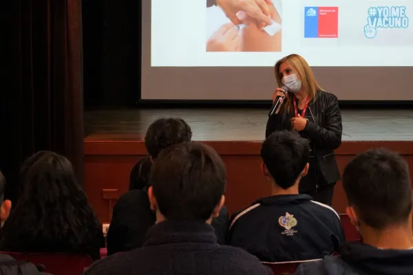 CHARLA 'PROBLEMAS DE SALUD PÚBLICA EN CHILE'