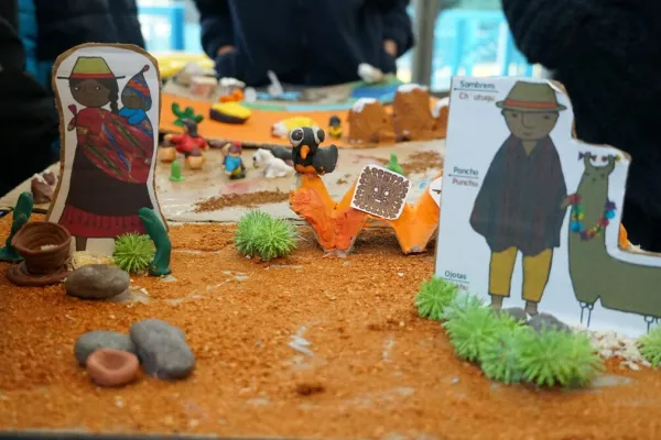 EXPOSICIÓN PUEBLOS ORIGINARIOS 2° BÁSICO