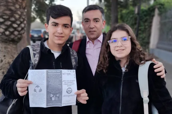 NUESTROS ESTUDIANTES INFORMAN ACERCA DE LA NUEVA LEY REP