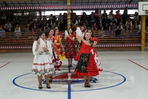 GALA FOLCLÓRICA IV° MEDIO 2023
