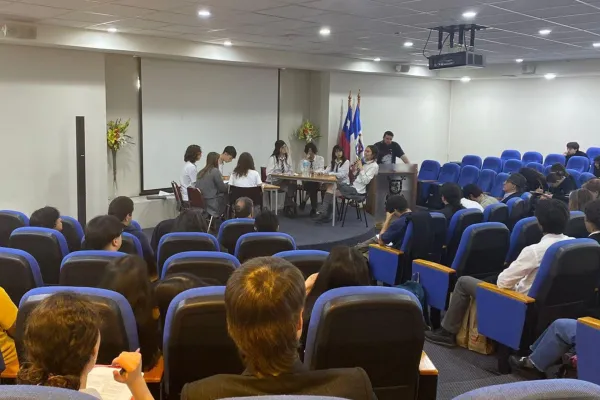 ¡NUESTROS FINALISTAS DEL INTERESCOLAR DE FILOSOFÍA USACH!