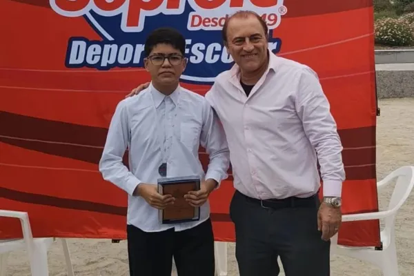 ¡RAFAEL CÁCERES ES NUESTRO CAMPEÓN DE LA CATEGORÍA SUB 14!