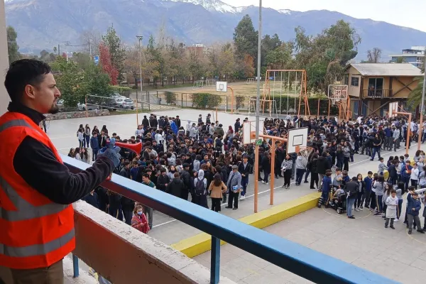 NUESTRO PRIMER SIMULACRO DE EMERGENCIA