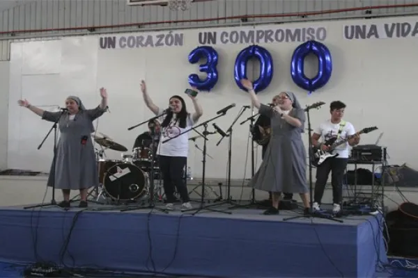 # 300 años 
