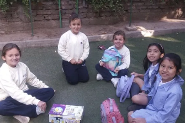 Alumnos comparten juego alusivo a la Semana Santa