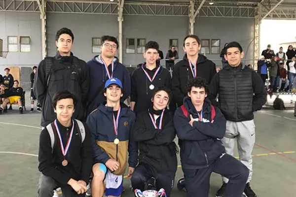 Equipo de básquetbol participa del torneo “Copa Mayor Peñalolén 2019”