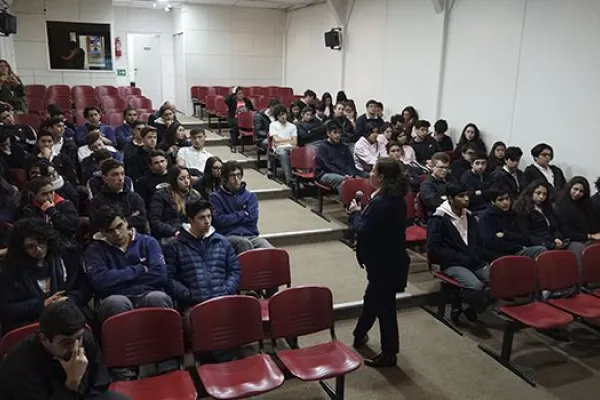 Charla Admisión Especial