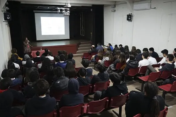 Charla “Reconociendo las señales del suicidio”