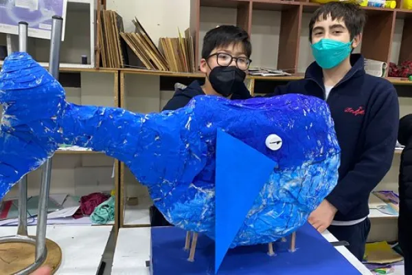 ESCULTURAS CON MATERIAL RECICLADO