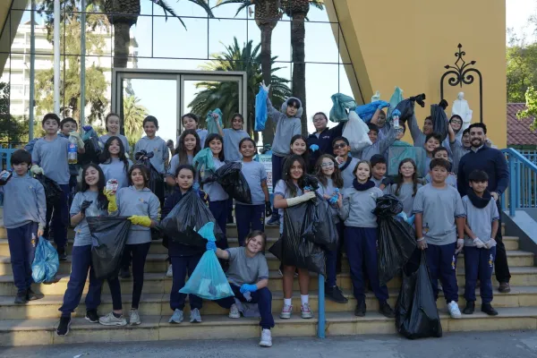 DESARROLLANDO ACTITUDES POSITIVAS HACIA EL MEDIO AMBIENTE