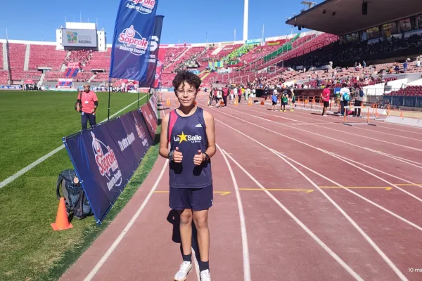 ESTUDIANTES DEL TALLER DE GIMNASIA Y ATLETISMO FUERON PREMIADOS