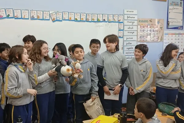 COMENZÓ LA ENTREGA DE LOS PRESENTES AL 'AMIGO SECRETO SOLIDARIO'