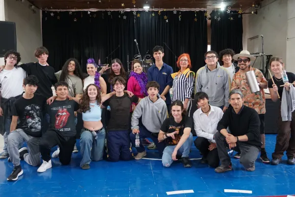 CELEBRAMOS EL DÍA DE LA MÚSICA EN NUESTRO COLEGIO