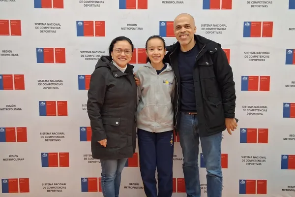 PAULA ENTRE LAS 10 MEJORES AJEDRECISTAS DE LA REGIÓN