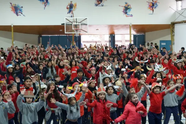 COMUNIDAD LASALLISTA CELEBRÓ CON ENTUSIASMO EL 72° ANIVERSARIO DEL COLEGIO LA SALLE DE LA REINA